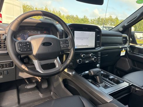 New 2025 Ford F150 Lariat w/ Equipment Group 501A Mid image 18