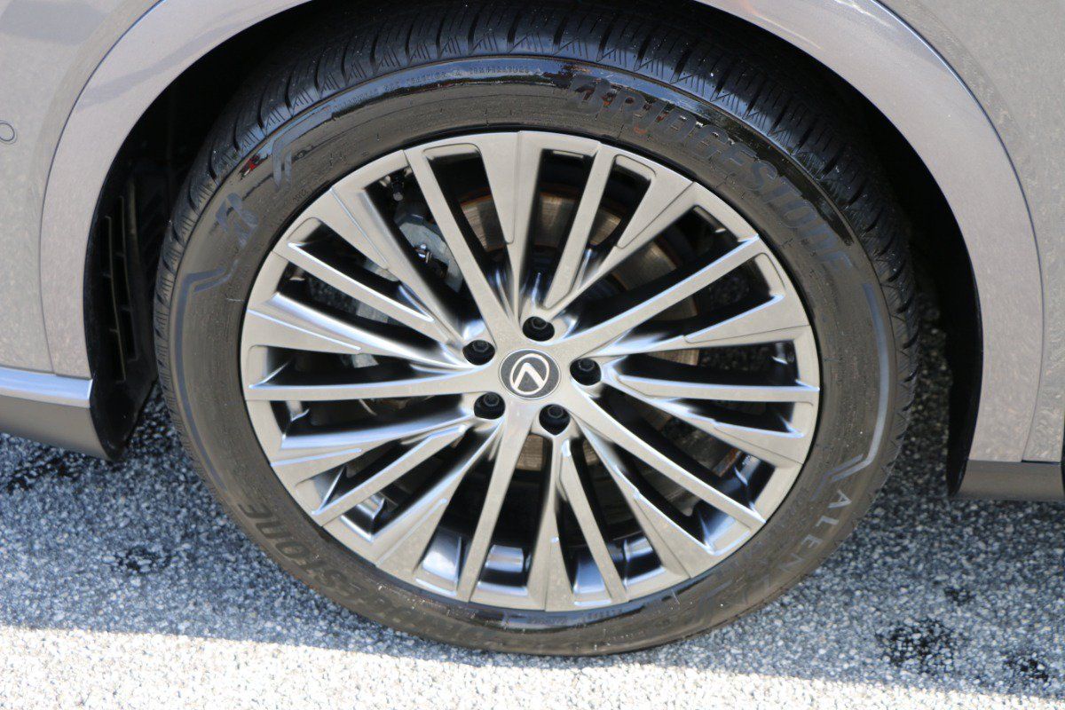 Used 2023 Lexus RX 350 FWD w/ Accessory Package image 14