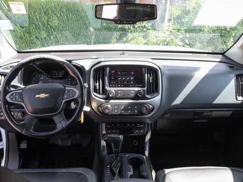 Used 2020 Chevrolet Colorado Z71 AWD/4WD image 30
