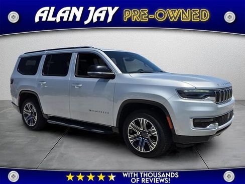 Used 2023 Jeep Wagoneer 4WD w/ Premium Group I image 1