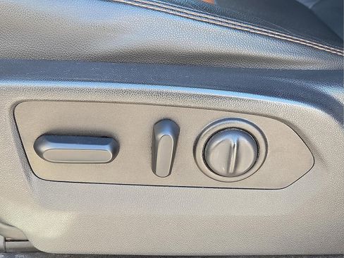 Used 2020 GMC Sierra 1500 AT4 w/ AT4 Premium Package image 14