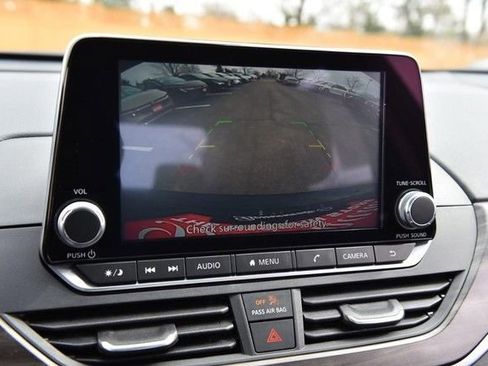 Certified 2025 Nissan Altima 2.5 SV image 13