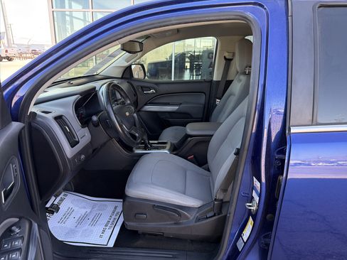 Used 2016 Chevrolet Colorado LT w/ LT Convenience Package RWD image 15