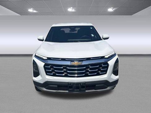 Used 2025 Chevrolet Equinox LT FWD image 8