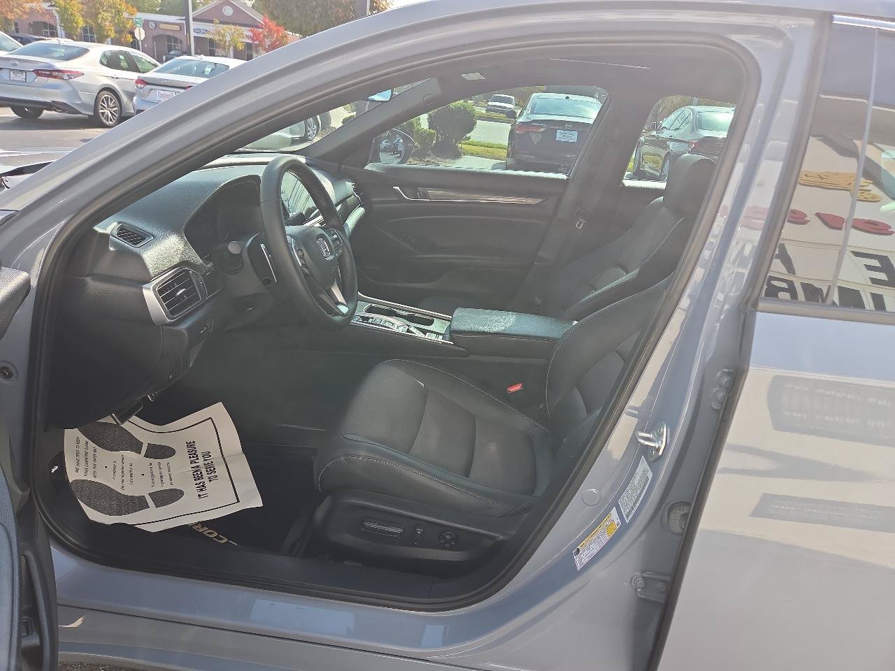 Used 2022 Honda Accord Sport image 7