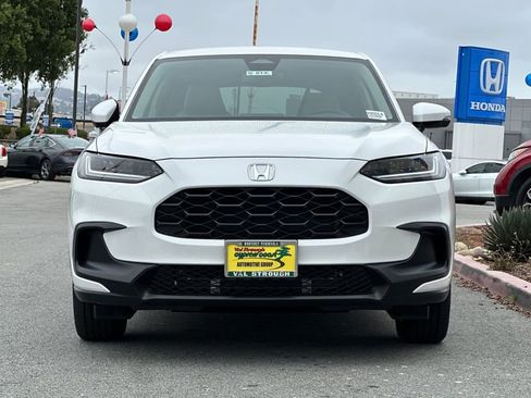 New 2026 Honda HR-V LX image 8