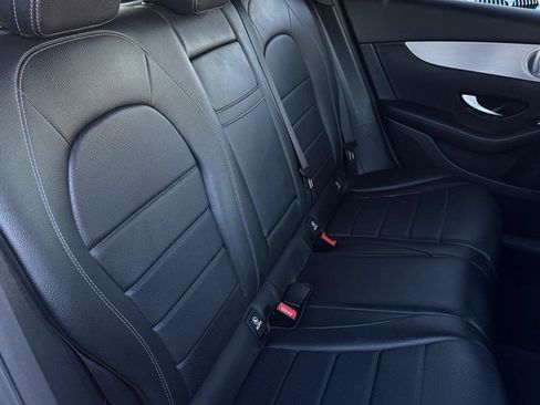 Used 2019 Mercedes-Benz GLC 300 4MATIC image 39