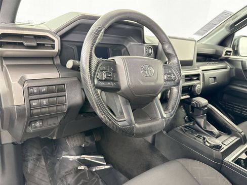 Certified 2024 Toyota Tacoma SR5 image 4