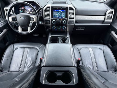 Used 2020 Ford F350 Platinum w/ Tremor Off-Road Package AWD/4WD image 20