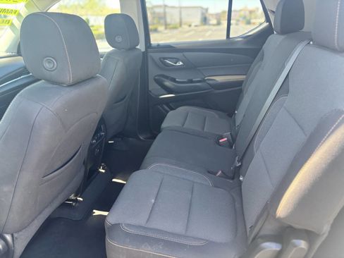 Used 2020 Chevrolet Traverse LS FWD image 16