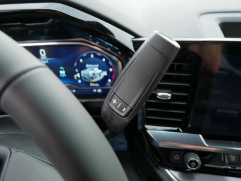 New 2025 Chevrolet Silverado 3500 High Country w/ Technology Package image 11