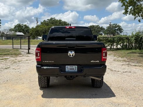 Used 2023 RAM 2500 Limited AWD/4WD image 4