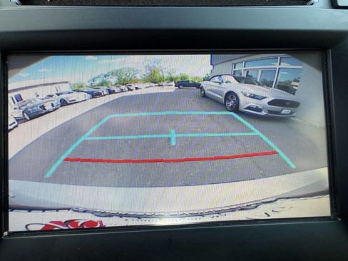 Used 2017 Toyota Camry SE FWD image 14