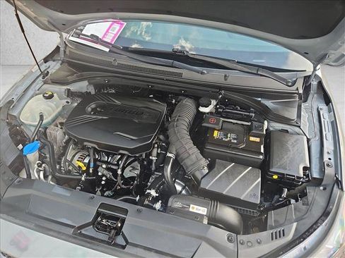Used 2020 Hyundai Veloster Turbo FWD image 24
