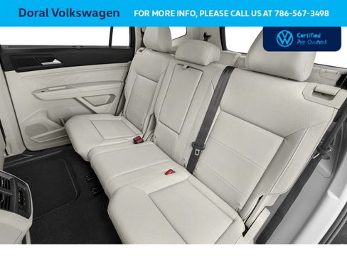 Used 2023 Volkswagen Atlas SE w/ Panoramic Sunroof Package FWD image 9
