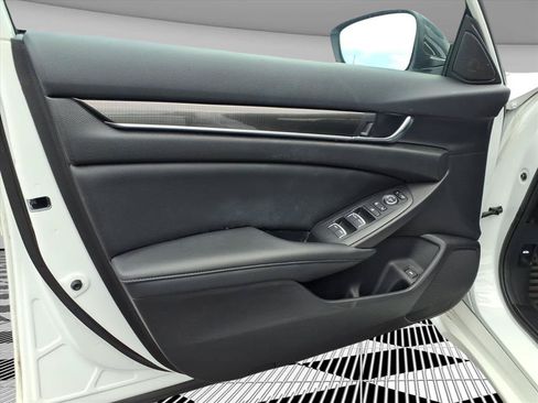 Used 2022 Honda Accord Sport Special Edition image 16