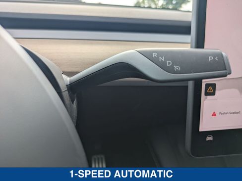 Used 2022 Tesla Model Y Performance AWD/4WD image 31