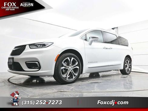 Used 2022 Chrysler Pacifica Pinnacle image 19