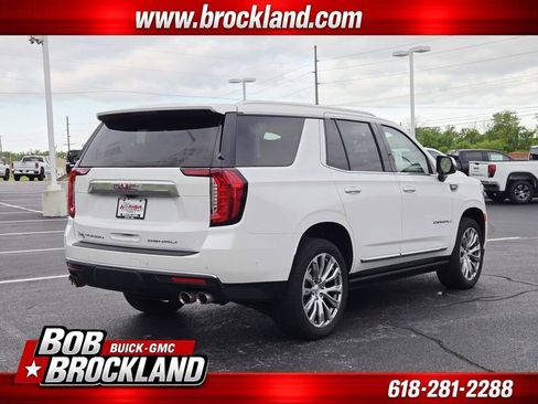 Used 2024 GMC Yukon Denali w/ Advanced Technology Package AWD/4WD image 3