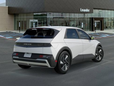 New 2026 Hyundai Ioniq 5 SE RWD image 4