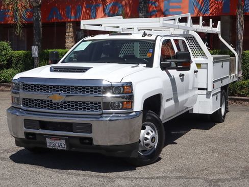 Used 2019 Chevrolet Silverado 3500 W/T w/ WT Convenience Package RWD image 4