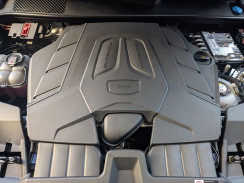 New 2026 Porsche Cayenne S image 28