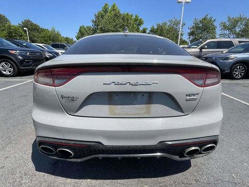 Used 2022 Kia Stinger GT2 AWD/4WD image 16