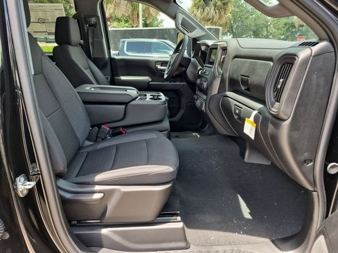 New 2026 Chevrolet Silverado 2500 Custom w/ Custom Value Package AWD/4WD image 24