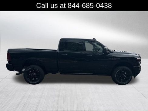 New 2026 RAM 2500 Laramie AWD/4WD image 4