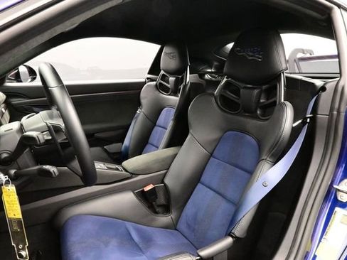 Certified 2024 Porsche 718 Cayman GT4 RS RWD image 5