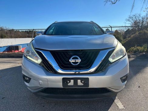 Used 2017 Nissan Murano SV FWD image 2