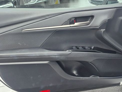 Used 2025 Toyota Camry SE image 29