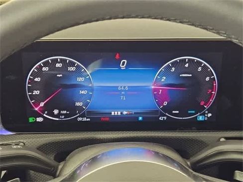 Certified 2025 Mercedes-Benz CLA 250 4MATIC image 32