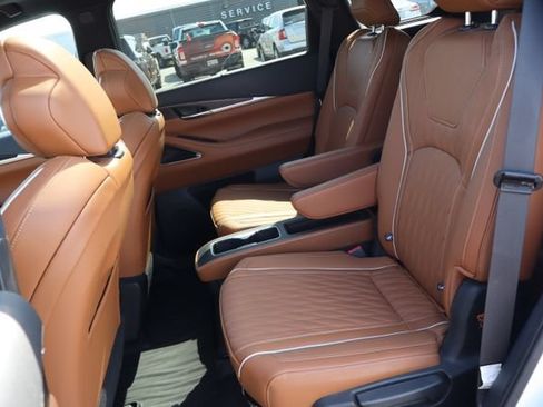 Used 2026 INFINITI QX60 Autograph w/ Dark Cargo Package AWD/4WD image 26