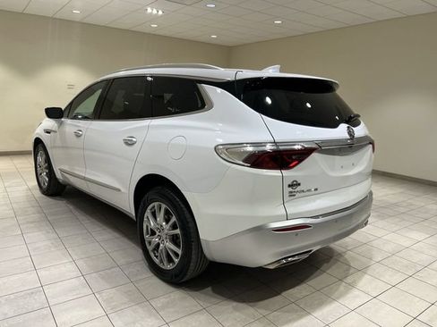 Used 2023 Buick Enclave Essence w/ Experience Buick Package AWD/4WD image 3