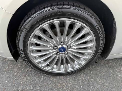 Used 2015 Ford Fusion Titanium AWD/4WD image 8