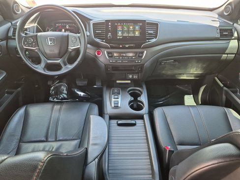 Certified 2022 Honda Passport TrailSport image 25