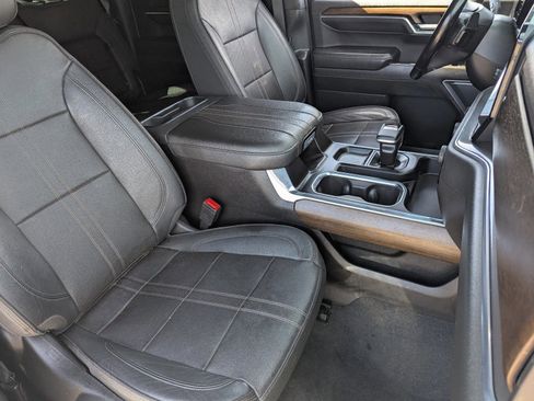 Used 2023 Chevrolet Silverado 1500 High Country w/ Technology Package image 11