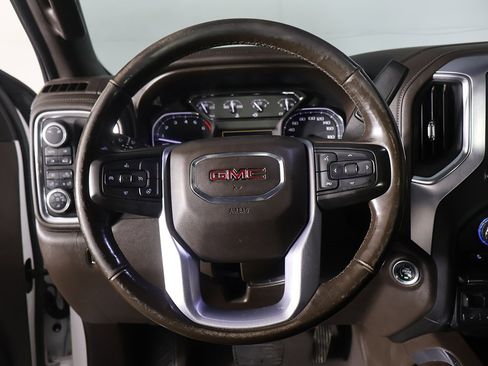 Used 2019 GMC Sierra 1500 SLT image 42
