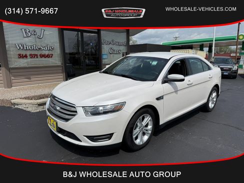 Used 2017 Ford Taurus SEL w/ Equipment Group 201A image 1