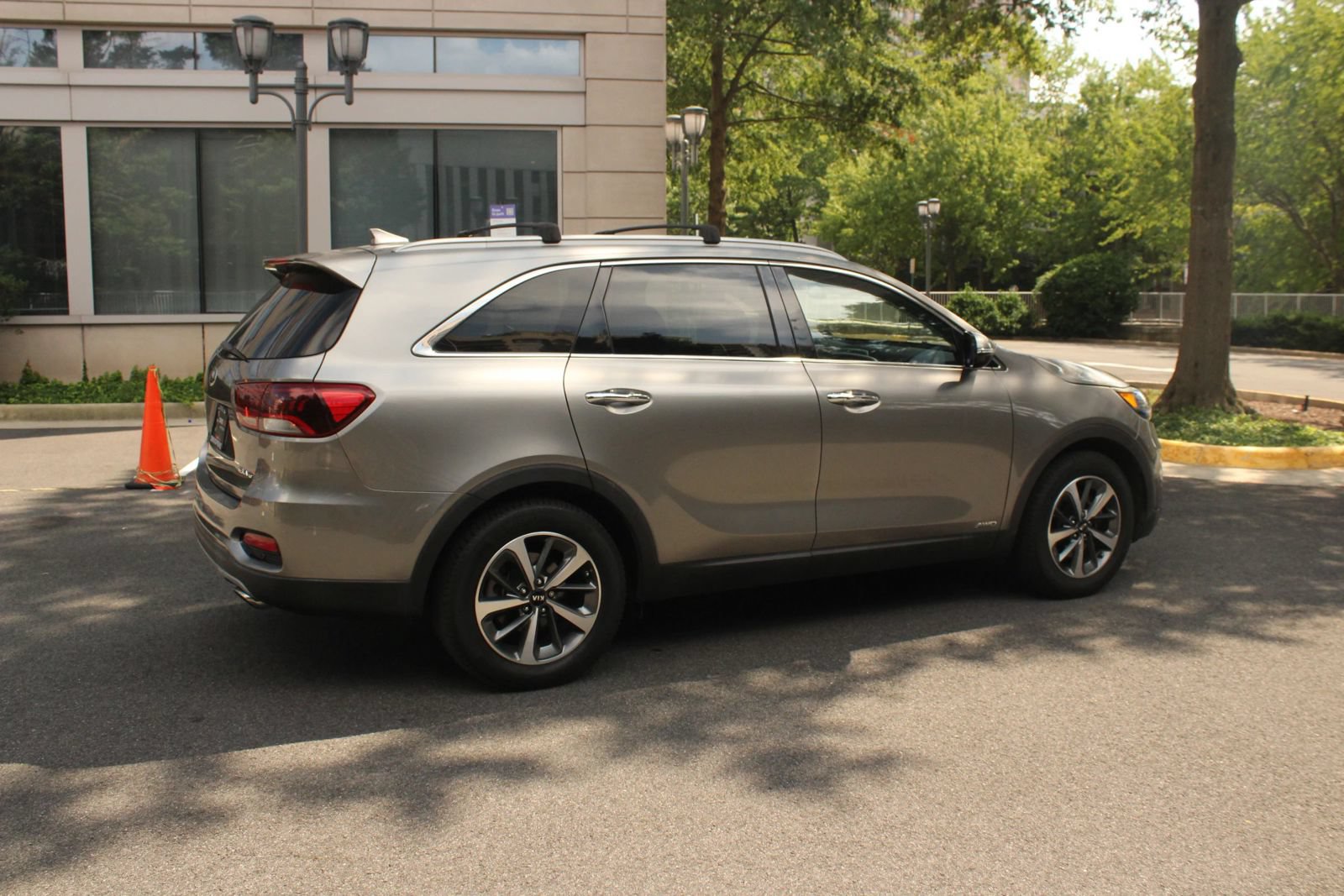 Used 2019 Kia Sorento EX w/ EX Premium Package AWD/4WD image 7