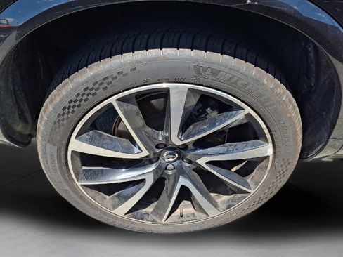 Used 2023 Volvo XC90 B5 Plus w/ Protection Package Premier AWD/4WD image 12