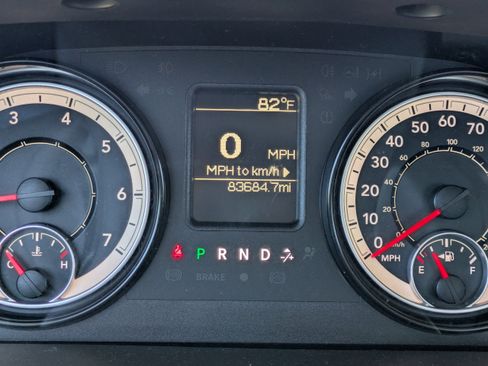 Used 2016 RAM 1500 Express image 25