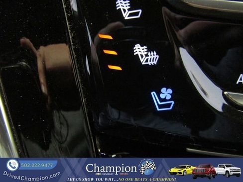 Used 2018 Cadillac Escalade ESV Platinum image 10