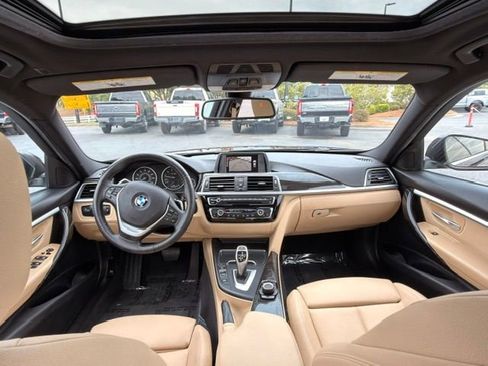Used 2017 BMW 330i Sedan RWD image 5