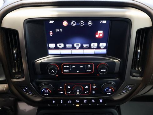 Used 2016 GMC Sierra 3500 Denali w/ Duramax Plus Package image 21