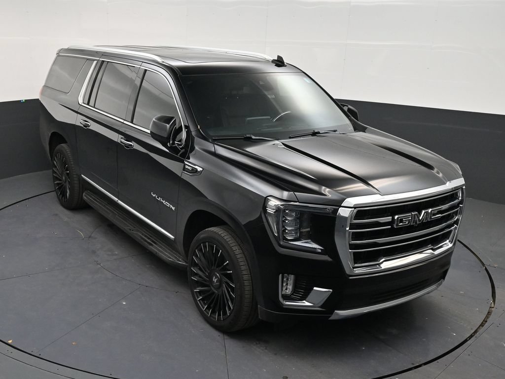 Used 2023 GMC Yukon XL SLT w/ SLT Luxury Package RWD image 18