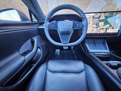 Used 2023 Tesla Model S AWD image 5