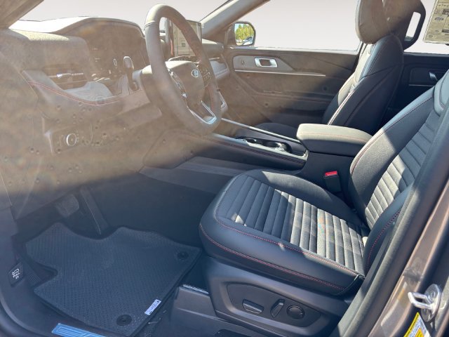New 2026 Ford Explorer ST-Line AWD/4WD image 9