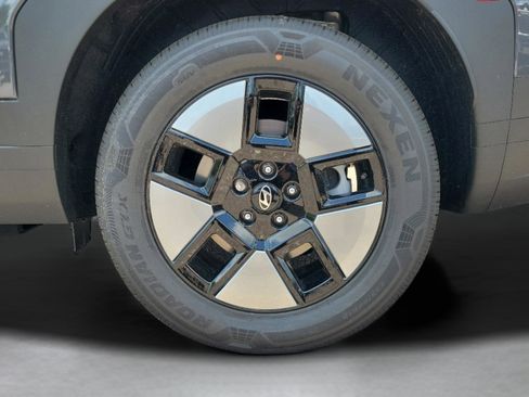 New 2026 Hyundai Santa Fe SE image 5